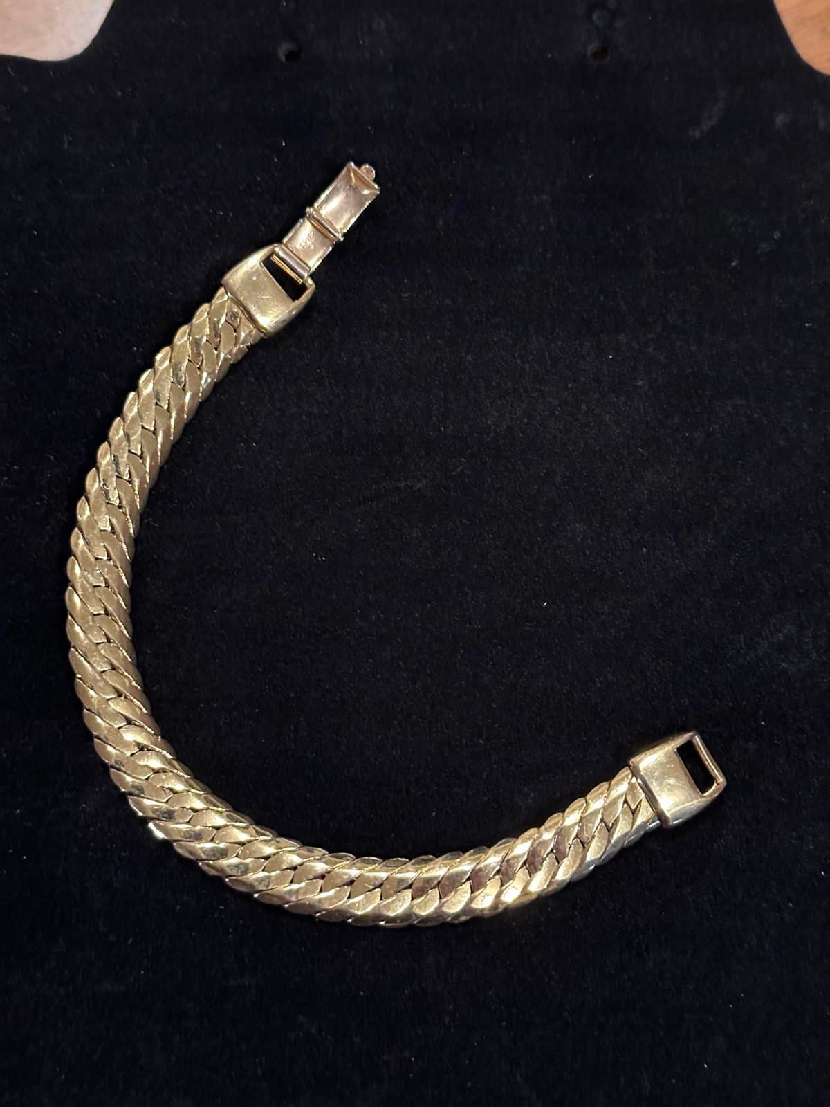 ELEGANT NAPIER GOLD TONE HERRINGBONE BRACELET! 7 1/4" EX. COND. - Thumbnail 2