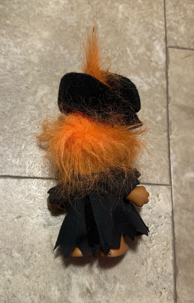 Russ Berrie Halloween Witch Troll Doll Orange Hair 5" Broomstick 25503 - Thumbnail 2