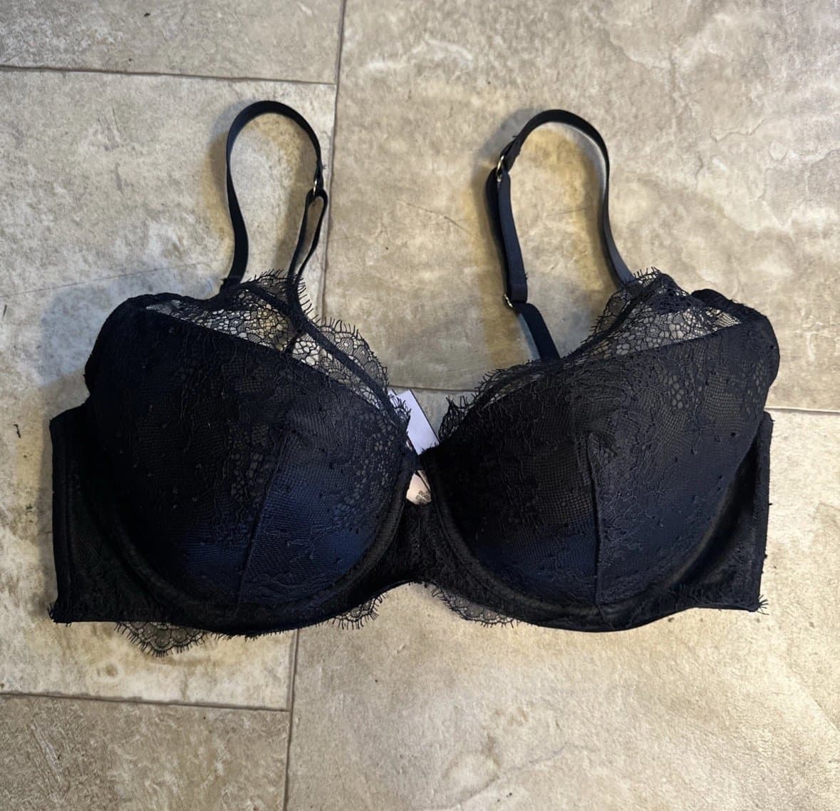 Victoria's Secret Lined Plunge Bra Sexy Black Lace, 38D NWT