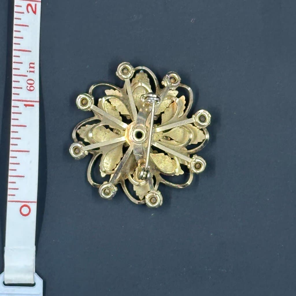 Vintage floral brooch, diamonds, gold toned!! - Thumbnail 2