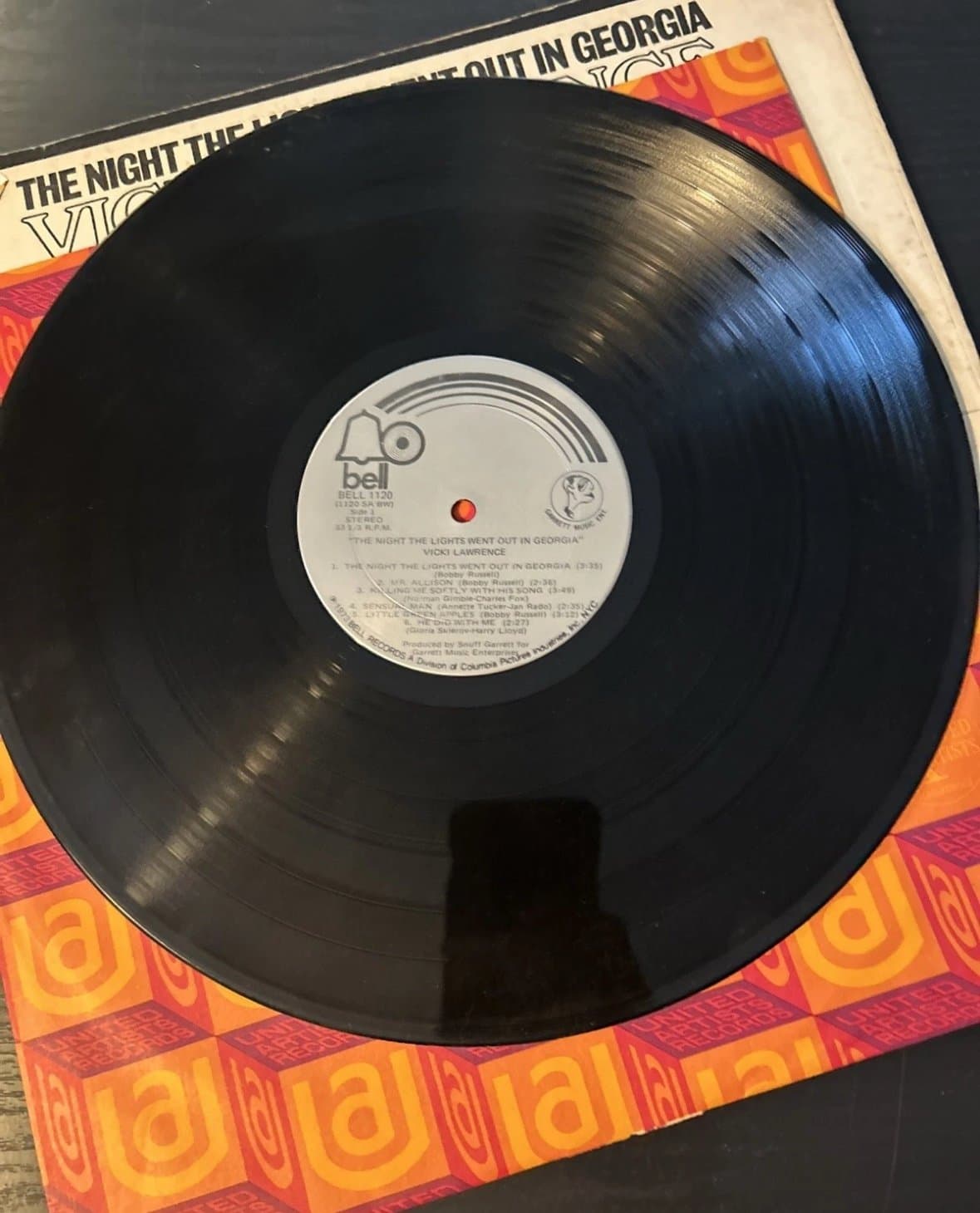 VICKI LAWRENCE - THE NIGHT THE LIGHTS WENT OUT IN GEORGIA, BELL 1120, LP, 1973. - Thumbnail 4