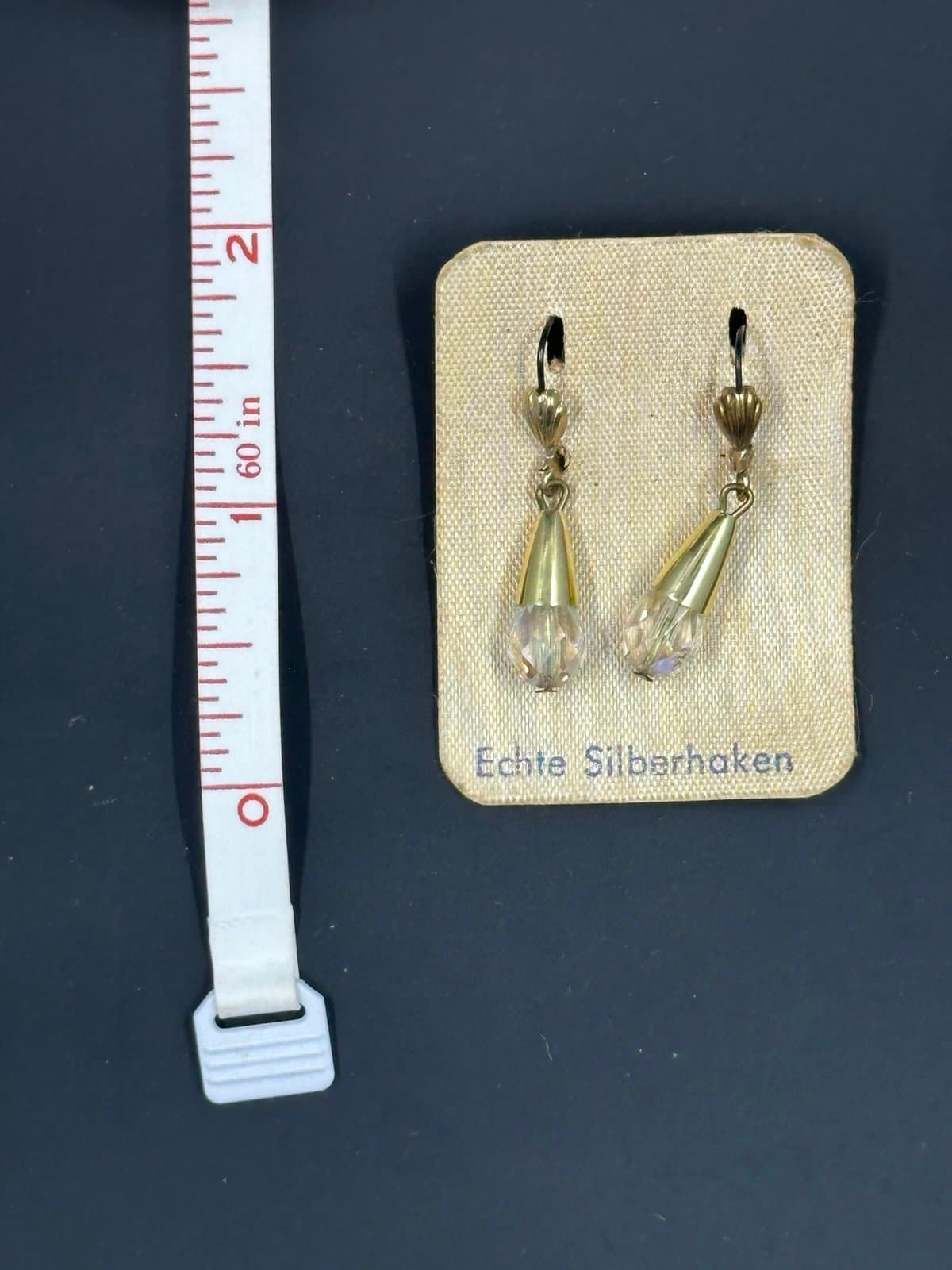Vintage gold/crystal teardrop earrings!! Beautiful!! - Thumbnail 2