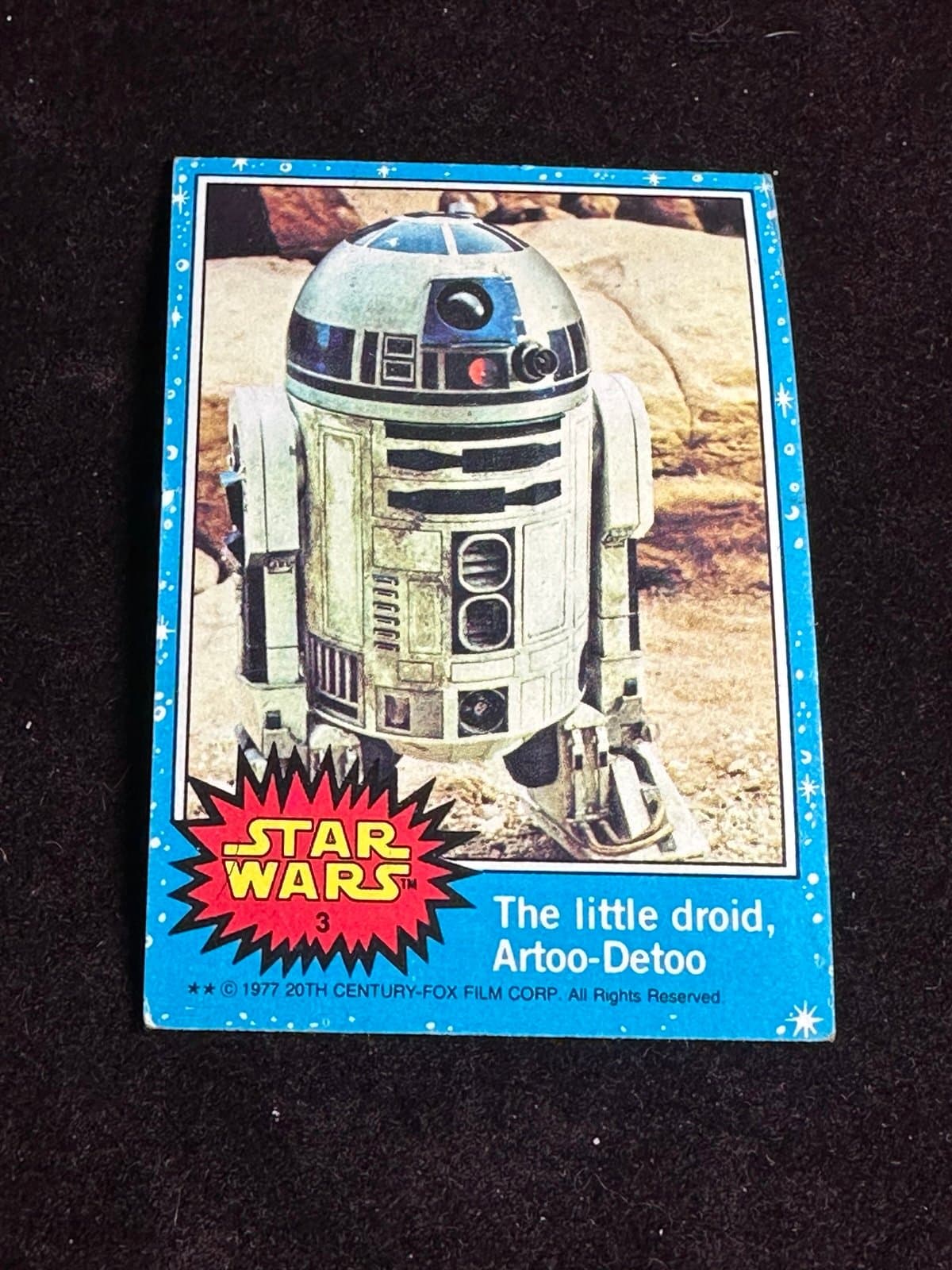 1977 Topps Star Wars Series 1 Blue #3 The little droid, Artoo-Detoo (R2-D2)