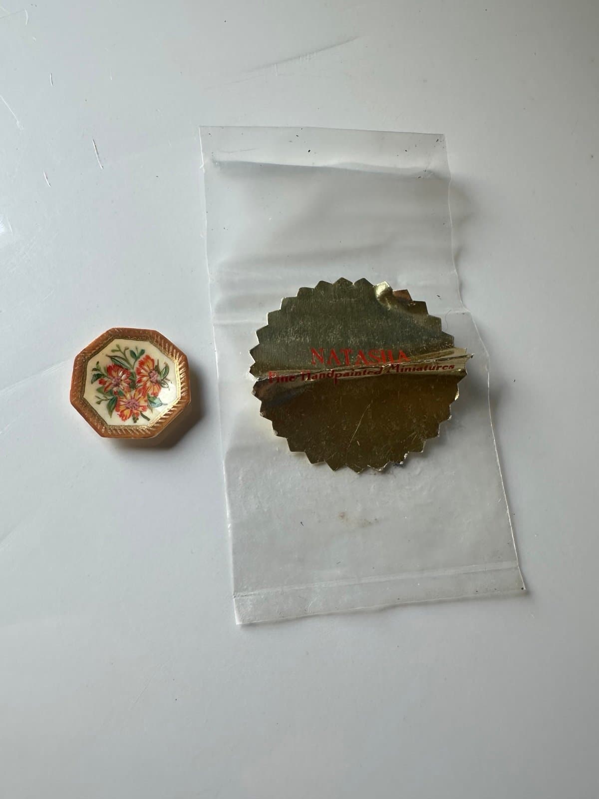 1:24 Scale Natasha Beshenkovsky Hand Painted Floral Dollhouse Miniature Plate 88 - Thumbnail 2