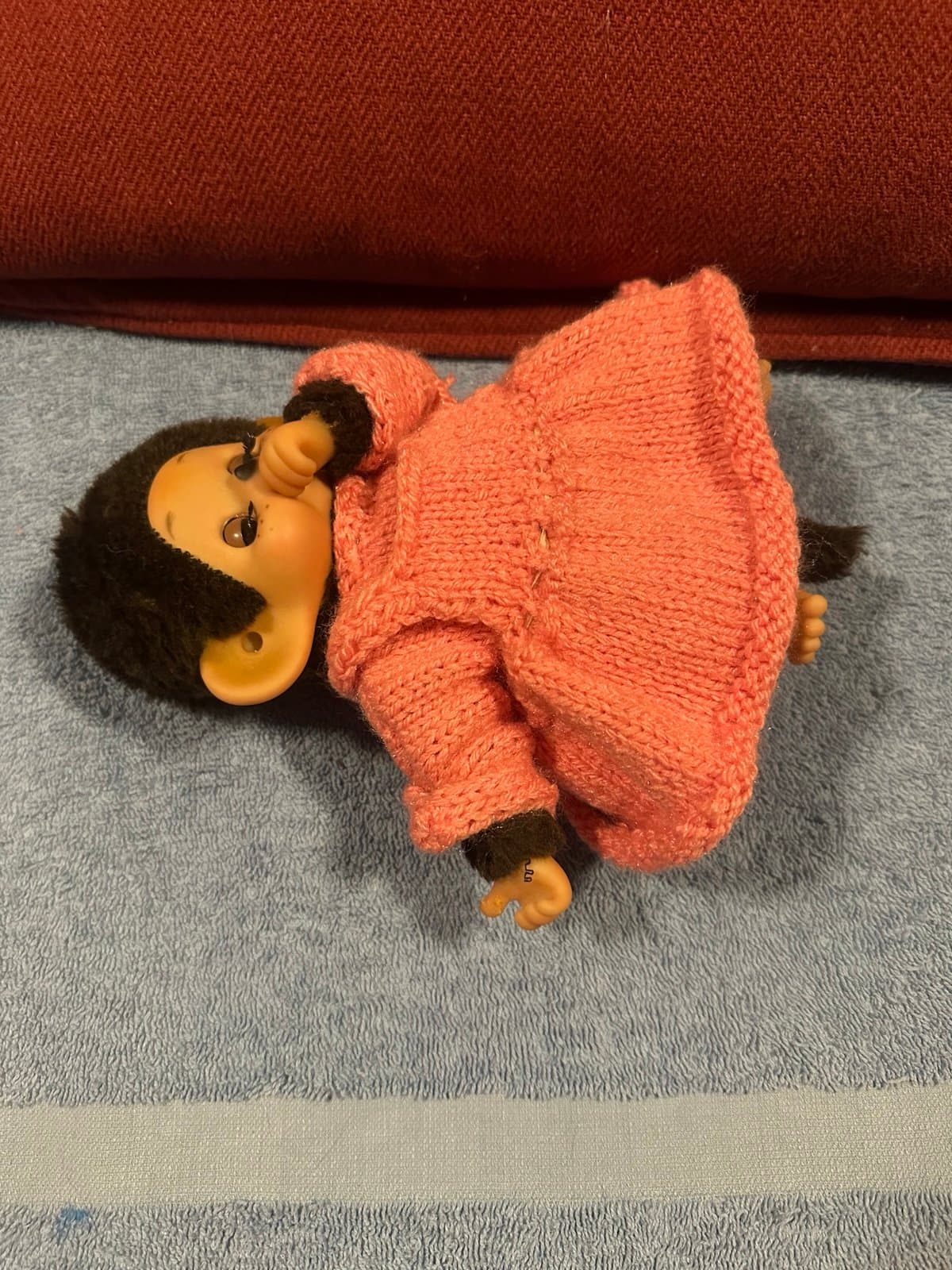 Vintage Monchichi Sleepy Eyes Thumb Sucking Pink knitted outfit! - Thumbnail 6