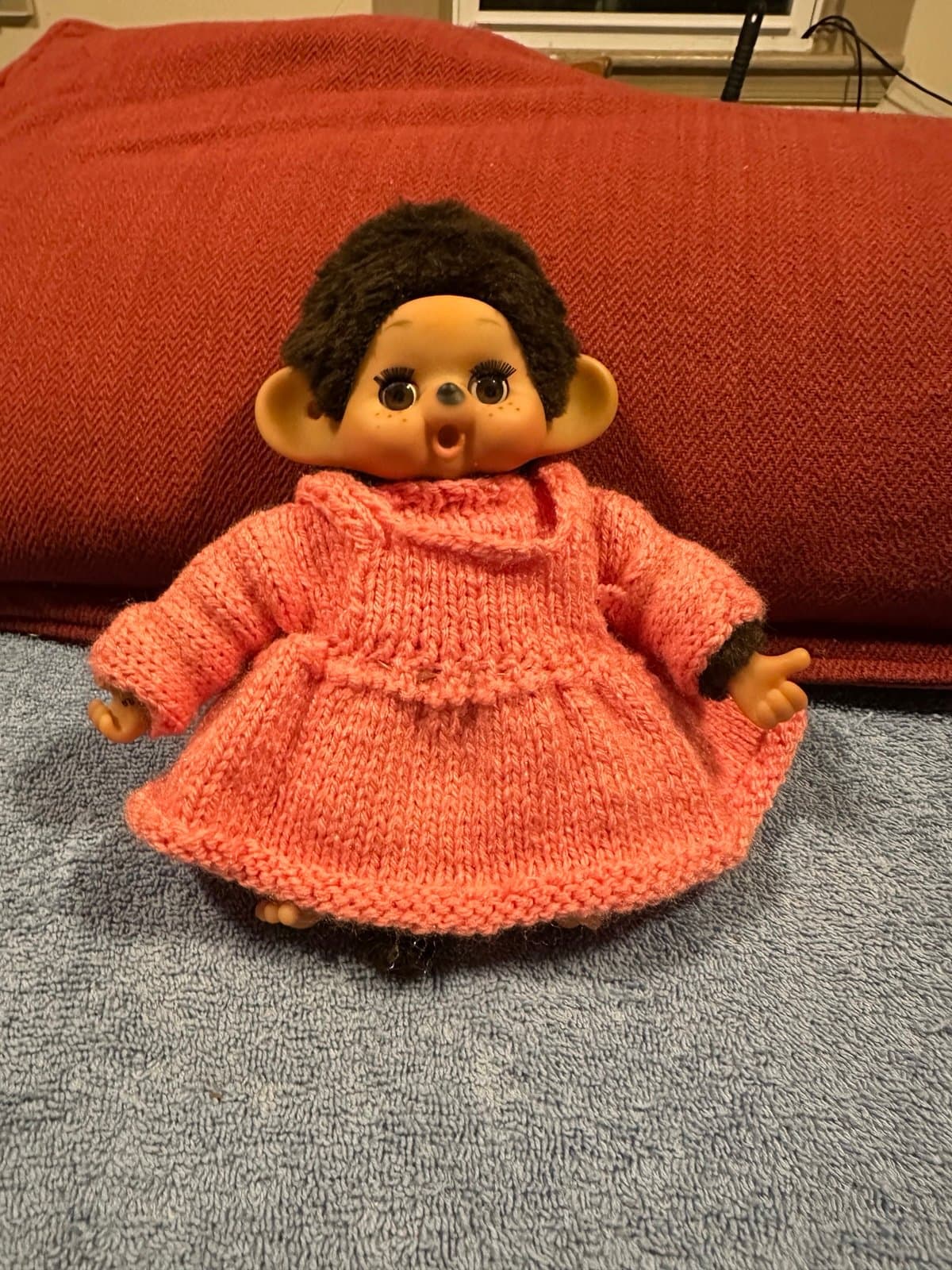 Vintage Monchichi Sleepy Eyes Thumb Sucking Pink knitted outfit! - Thumbnail 5