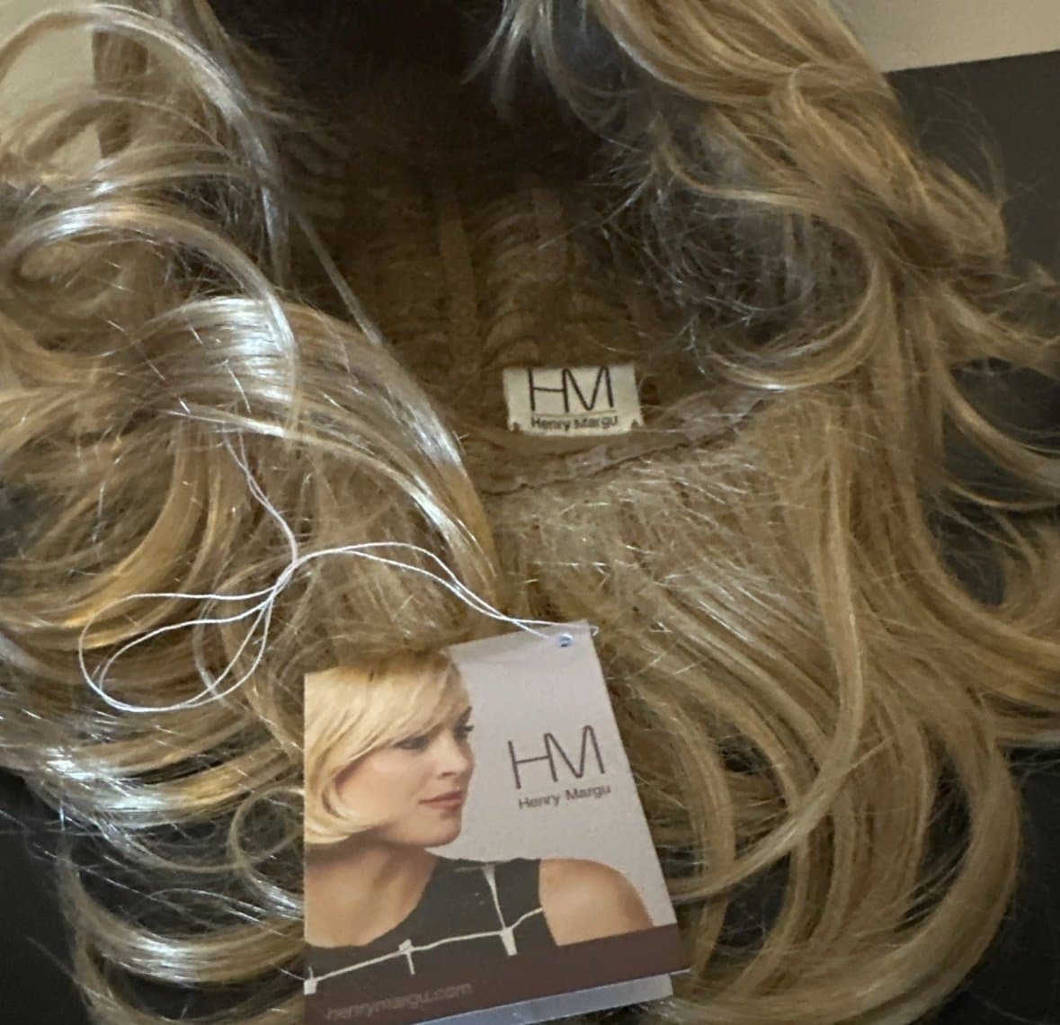 HM Henry Margu Wig 2409 DANIELLE in 2500H NEW with Tags - Thumbnail 3