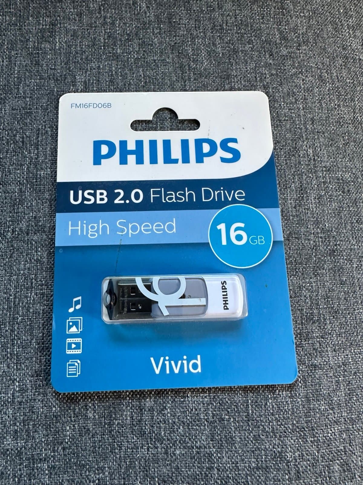 Philips Vivid Edition USB 2.0 Flash Drive 16GB High Speed Blue Swivel Brand New!