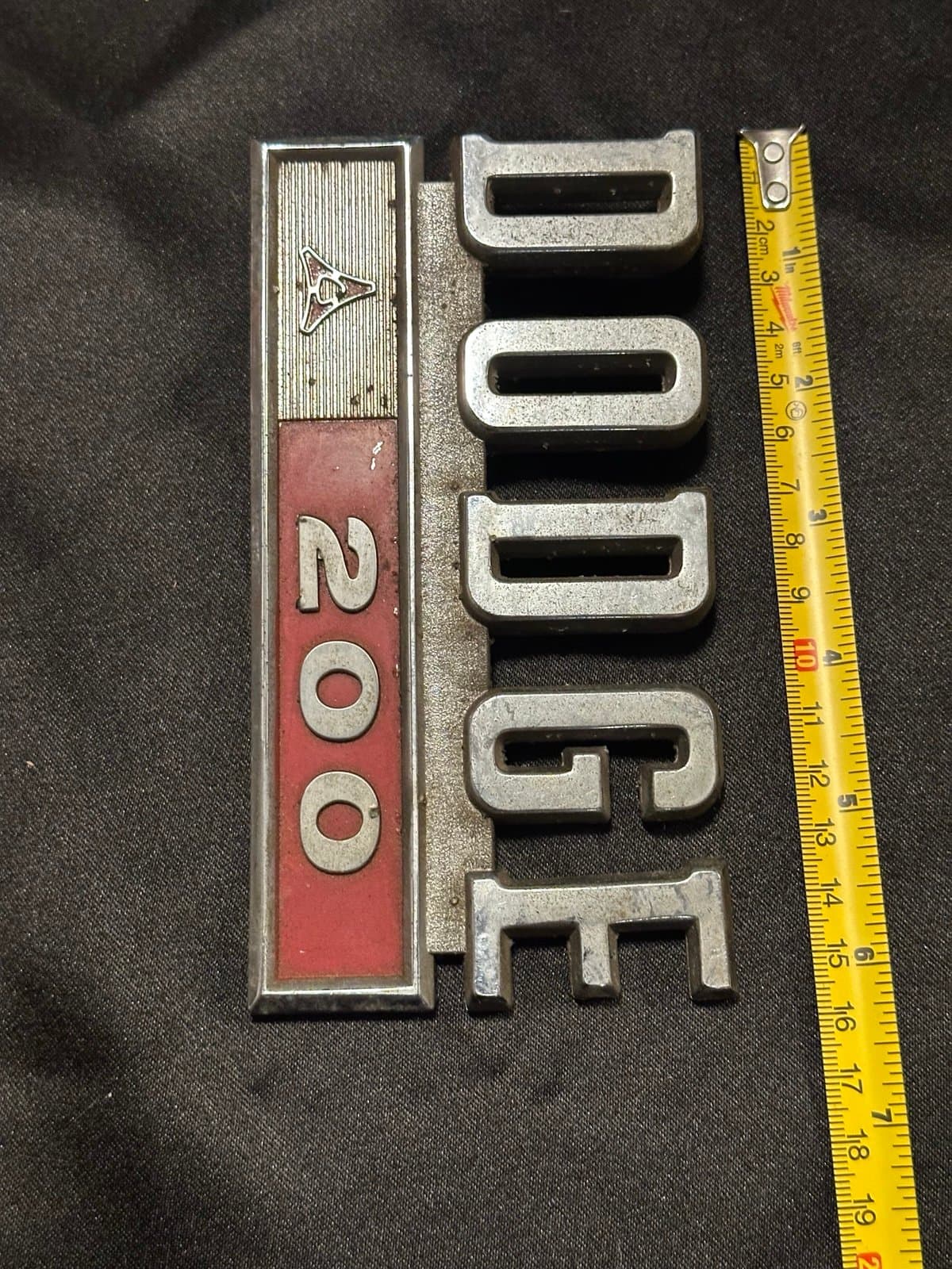 1969 1971 Dodge D-200 Sweptline Pick Up Truck Fender Emblem Mopar OEM 2833756 - Thumbnail 3