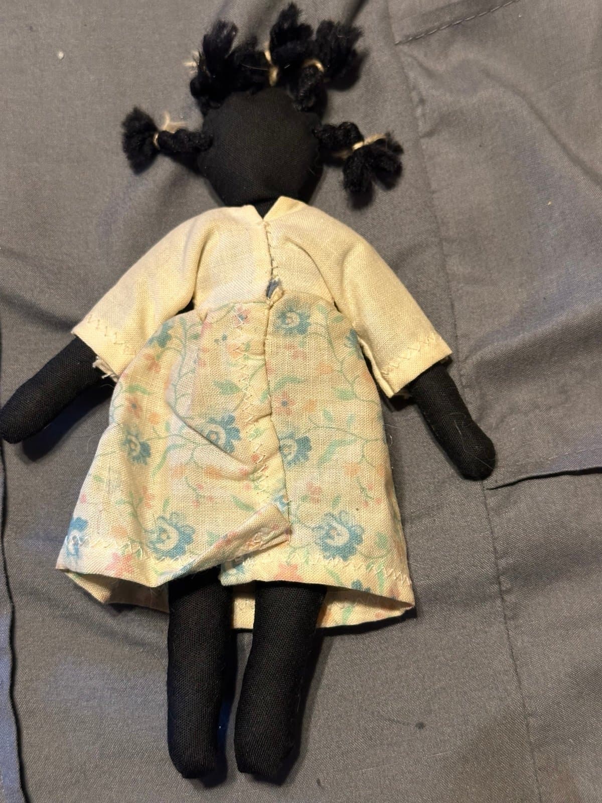 Vintage handmade African American 6” rag doll - Thumbnail 4