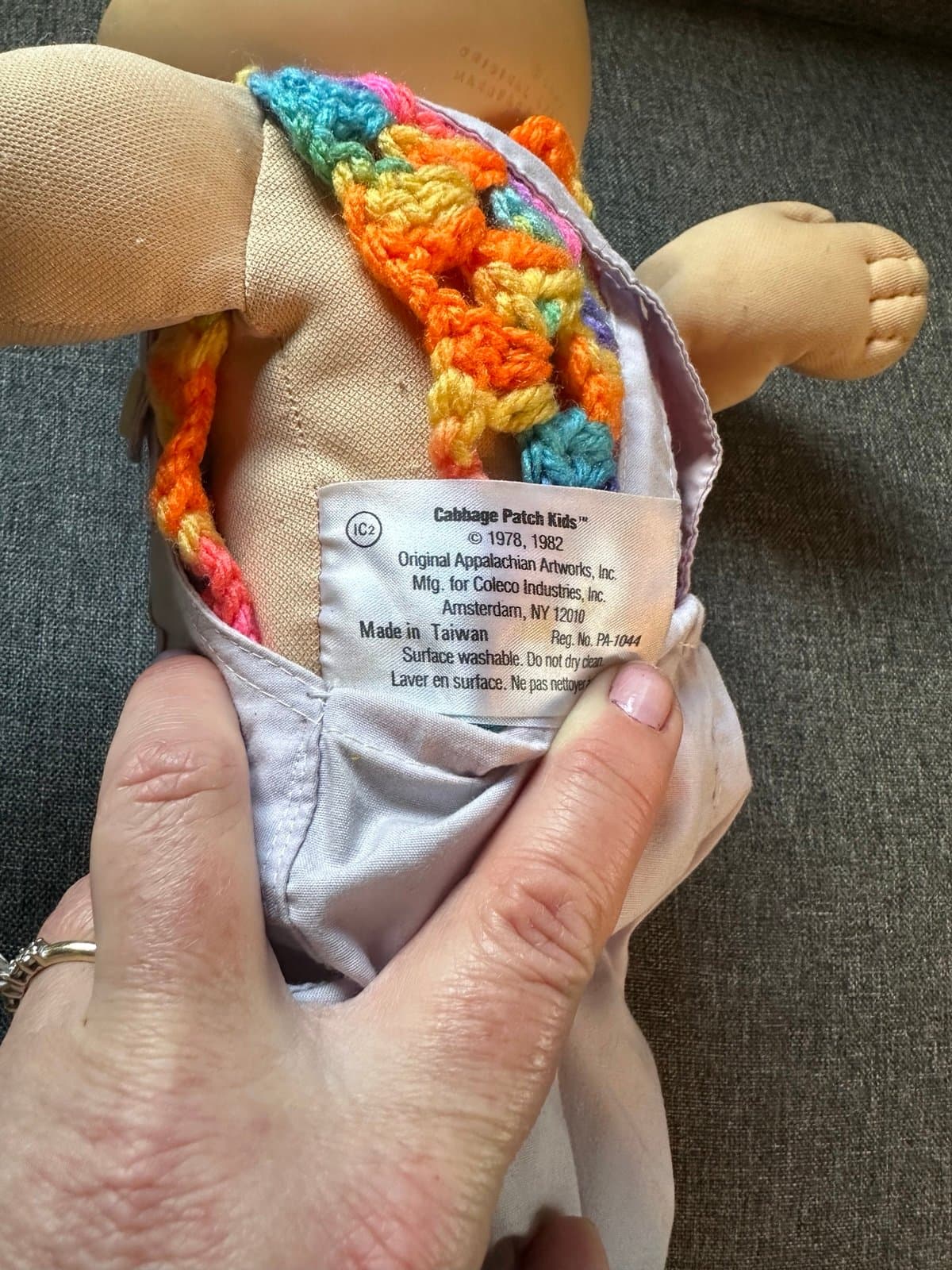 1985 Cabbage Patch Kid Boy Doll Signed “Elliott Gregg” W/ papers!! - Thumbnail 5