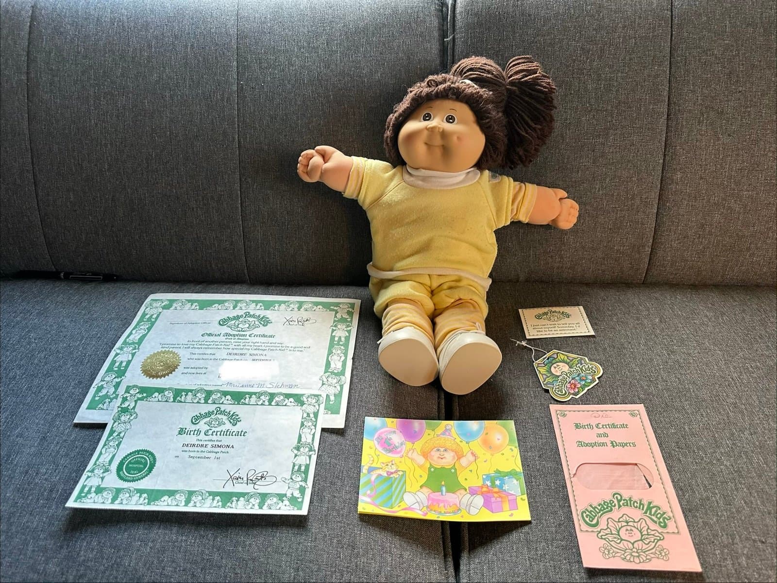 1985 Cabbage Patch Kid Girl Doll Signed “Deirdre Simona” W/ papers!!