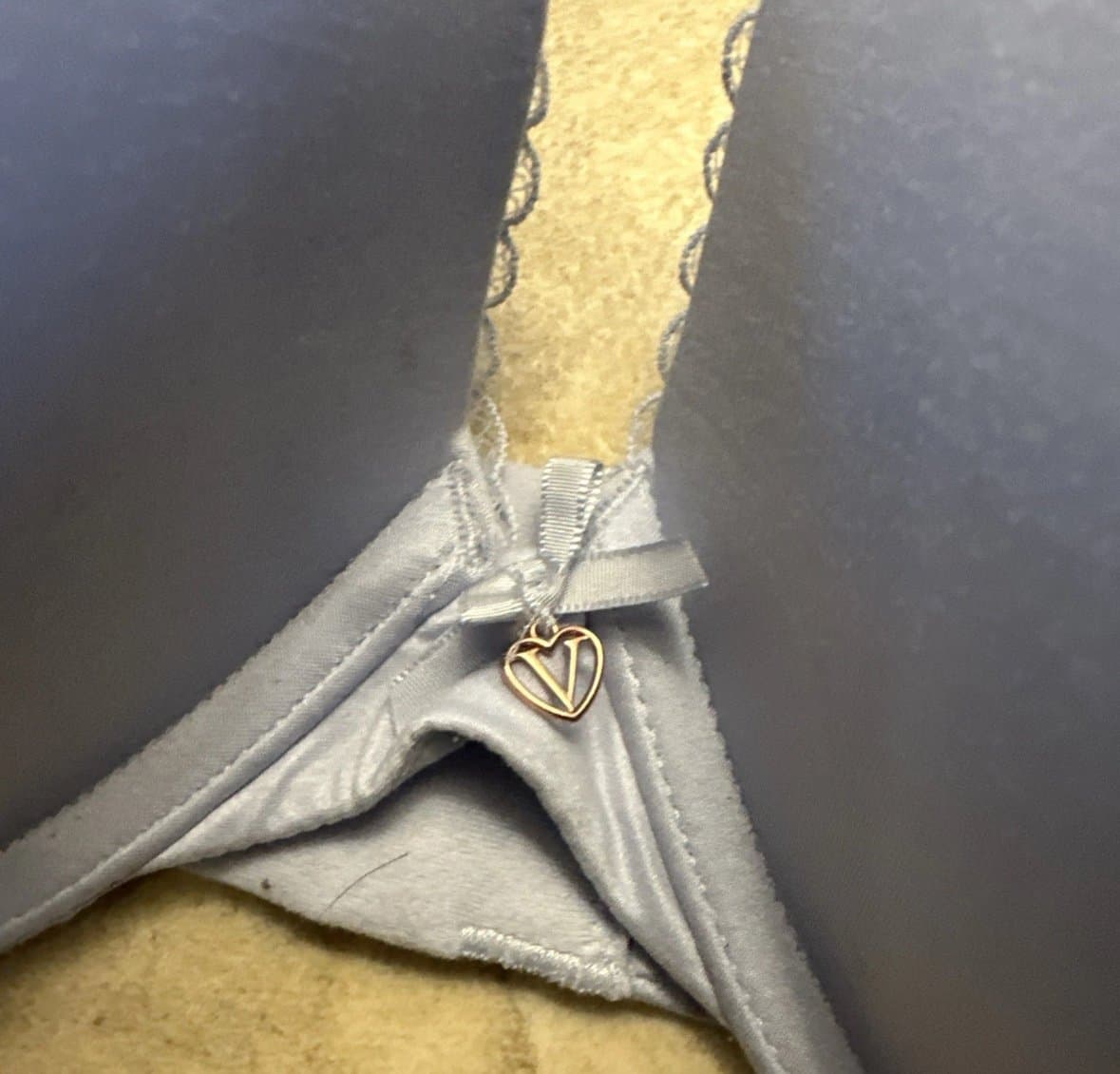 NET Victoria's Secret Lavender Push Up Bra 38D Padded-EUC!! - Thumbnail 2