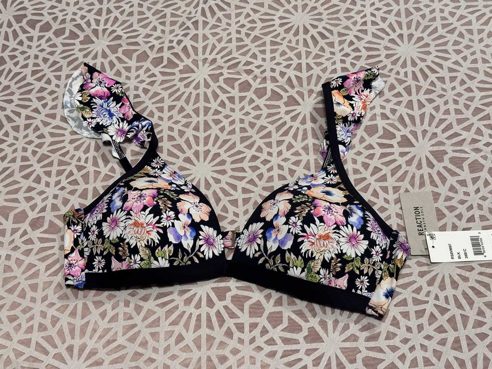 NWT Kenneth Cole Reaction Bikini Top 38 B/C $70.00
