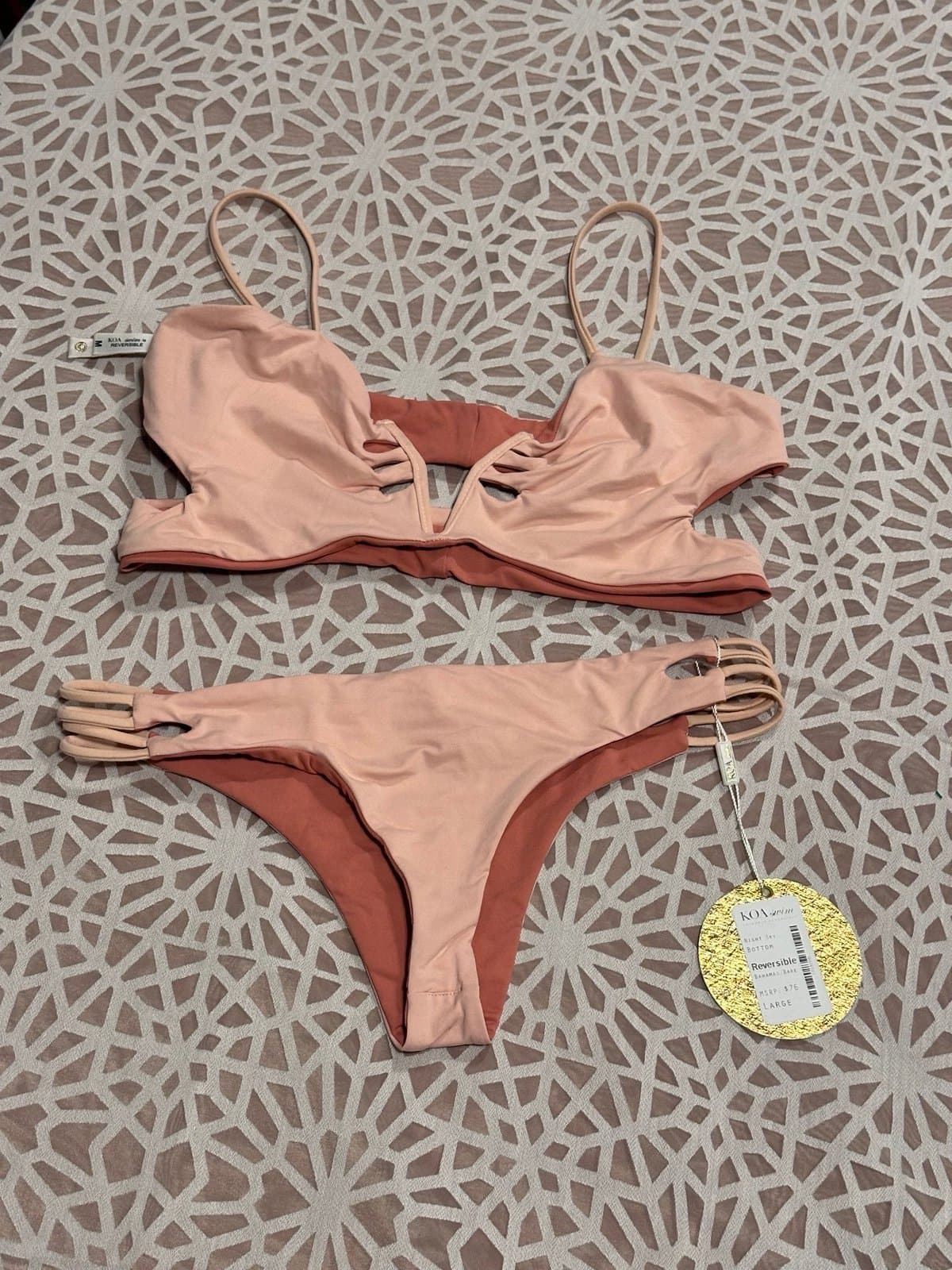 NWT KOA Sunrise Reversible Bikini Swim Top Bahamas/Bare L NEW - Thumbnail 5