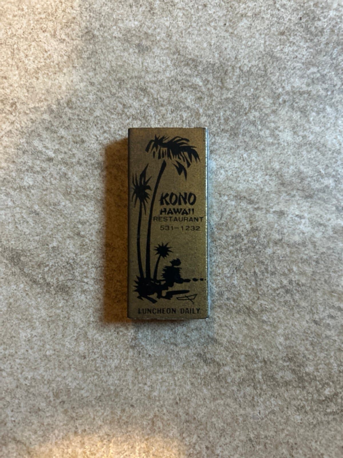 KONO HAWAII RESTAURANT MATCH BOX