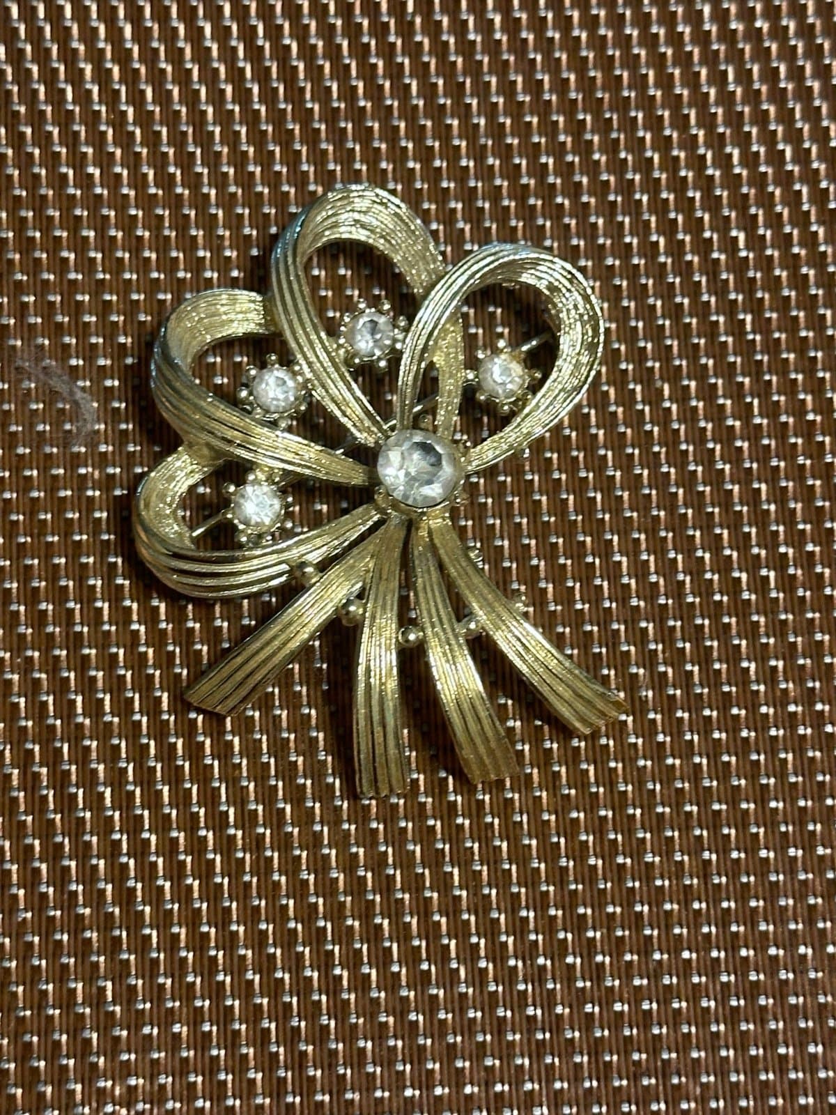 Vintage Gold toned diamond Brooch - Thumbnail 2