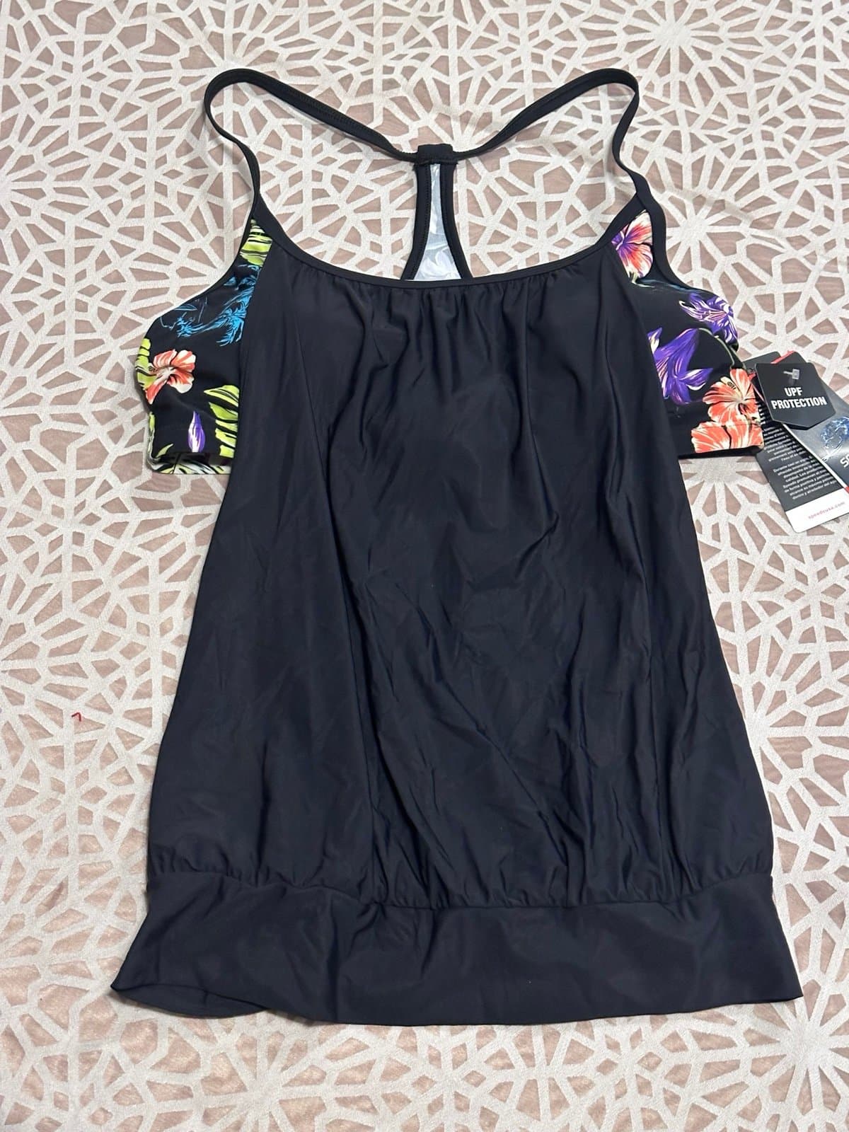 NWT Speedo Performace Raceback Bikini Top Women’s Sz L $62.00