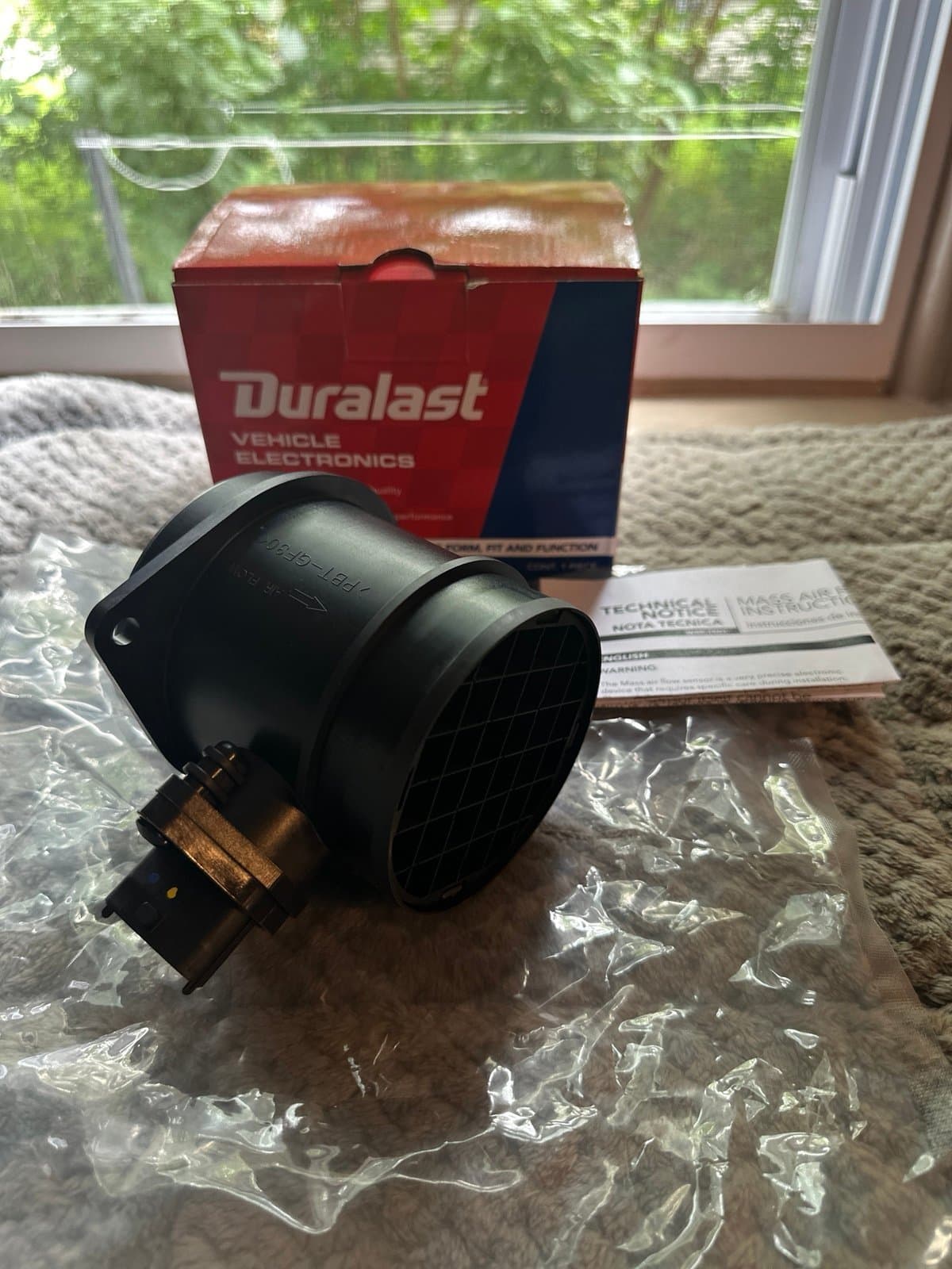 NEW Duralast Mass Air Flow Sensor DL-6142 - Thumbnail 2