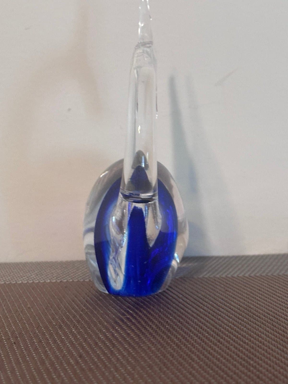 Vintage Murano Whale Paperweight, Beautiful! - Thumbnail 2