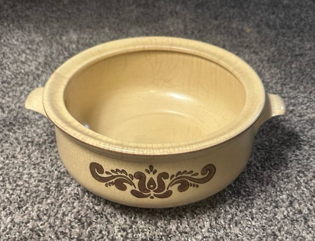 Vintage Pfaltzgraff Village Pattern 3.5 Qt Casserole Dish with Handles - NO LID
