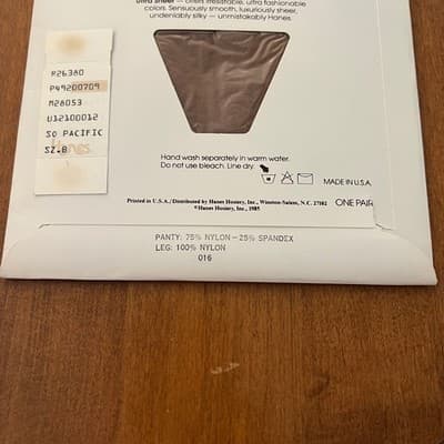 Vintage 1985 Hanes Ultra Sheer Pantyhose Size B Tummy Control Style 709 Lot of 2 - Thumbnail 4
