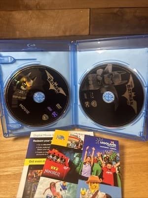 The Lego Batman Movie (Blu-ray) - Thumbnail 3