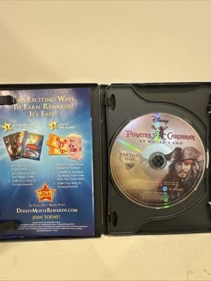 Pirates of the Caribbean: At World's End (DVD, 2007) - Thumbnail 4