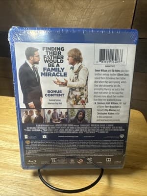 Father Figures (2017) – Blu-ray – Owen Wilson – Warner – New Sealed - Thumbnail 2