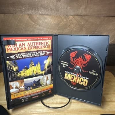 Once Upon a Time in Mexico (DVD) - Thumbnail 3