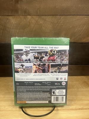 Madden NFL 17 (2016) – Xbox One – Microsoft – EA Tiburon - Thumbnail 2