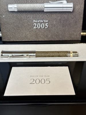 Graf von Faber-Castell Pen of the Year 2005 – Stingray Fountain Pen 18K Fine Nib - Thumbnail 2
