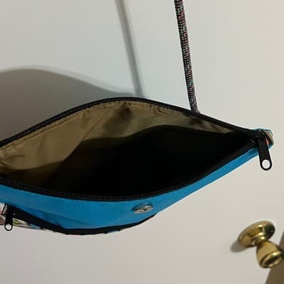 KAVU Keeper Crossbody Bag Blue Geometric Chevron Canvas Rope Strap Organizer - Thumbnail 5