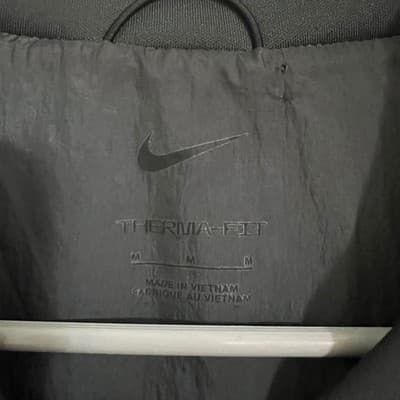 Nike Therma-FIT Mens Puffer Vest Black Full Zip Sleeveless Jacket Medium - Thumbnail 2
