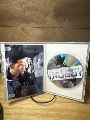 I, Robot (2004) DVD 20th Century Fox Will Smith - Thumbnail 5