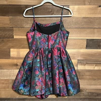 ELLIATT Dark Floral Metallic Brocade Bubble Hem Mini Dress Pockets Sz Medium - Thumbnail 11