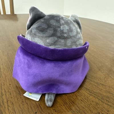 Squishmallows 5" Vampire Gray Cat Kellytoy Plush w/ Purple Cape 2023 - Thumbnail 2
