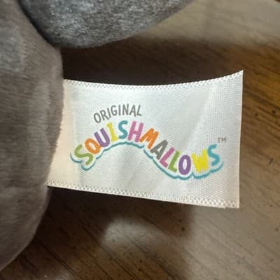 Squishmallows 5" Vampire Gray Cat Kellytoy Plush w/ Purple Cape 2023 - Thumbnail 4