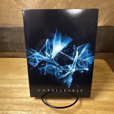 Unbreakable (DVD, 2001, 2-Disc Set, Vista Series) - Thumbnail 3