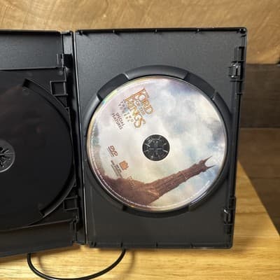 The Lord of the Rings: The Two Towers (DVD, 2002) Widescreen - Thumbnail 3