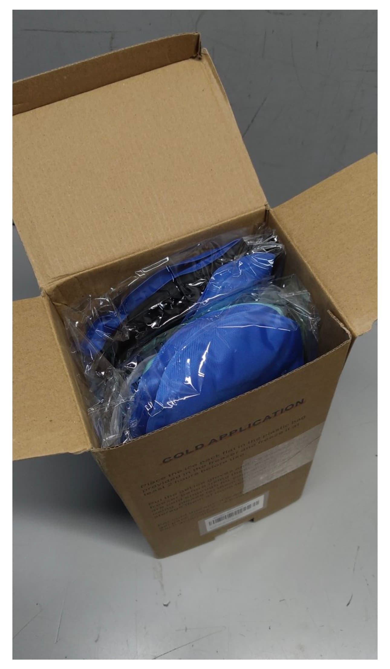 SuzziPad Ice Gloves and Socks for Chemo, Cooling Cap for Chemotherapy, Head, Hand, Feet, XL Blue/Teal - Thumbnail 9