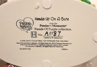 Precious Moments Heads Up On A Cure Parade of Purple Ltd 95 Days Figurine - Thumbnail 2