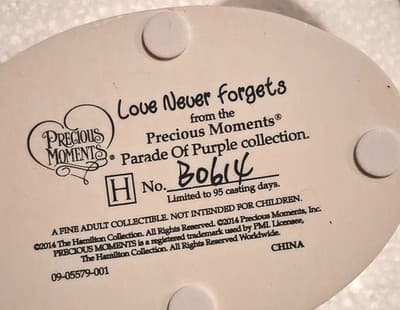 Precious Moments Love Never Forgets Parade of Purple Ltd 95 Days Figurine - Thumbnail 2