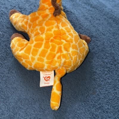 TY BEANIE BABY "TWIGS" 1995 RARE GIRAFFE WITH ERROR *NO COMMA *MINT* - Thumbnail 3