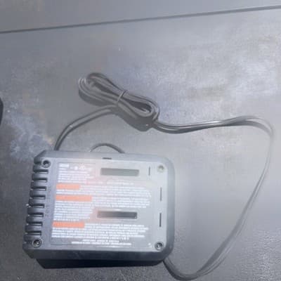 Porter Cable Battery Charger PCC691L 20V Max Lithium Tested - Thumbnail 2