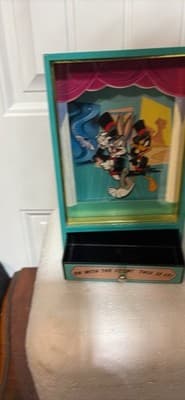 Vintage 1993 Looney Tunes Music Box On With The Show This Is It Buggs Daffy VGC - Thumbnail 2