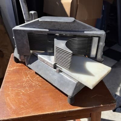 Nemco Tomato Slicer/Cutter Manual Model 55600 Restaurant Countertop Made In USA - Thumbnail 3