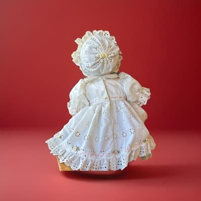 Jennifer Porcelain Doll by Susan Wakeen 14" Doll - Thumbnail 4