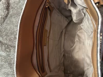 "MICHAEL KORS" Signature Tote Jet Set Vanilla Shoulder Strap/Handbag- - Thumbnail 3