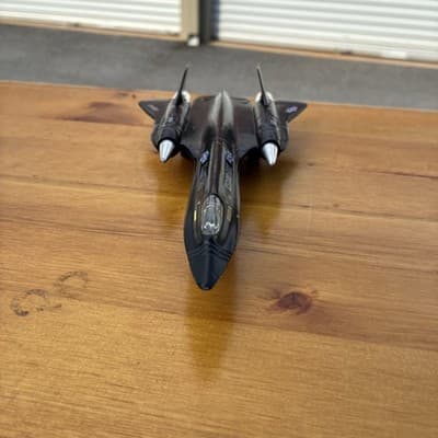 DIECAST AIRPLANE METAL 976 BLACKBIRD U.S. AIR FORCE PULL BACK ACTION 8''. - Thumbnail 5